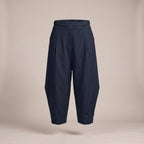 Pantaloni a barile con elastico in vita blu navy - davanti