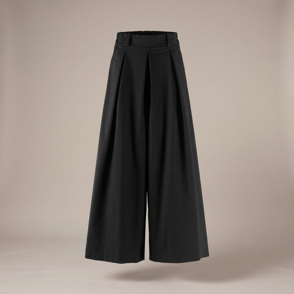 Pantaloni palazzo con passanti neri - davanti