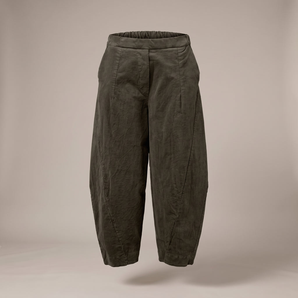 Pantaloni baggy in velluto a costine marroni - davanti